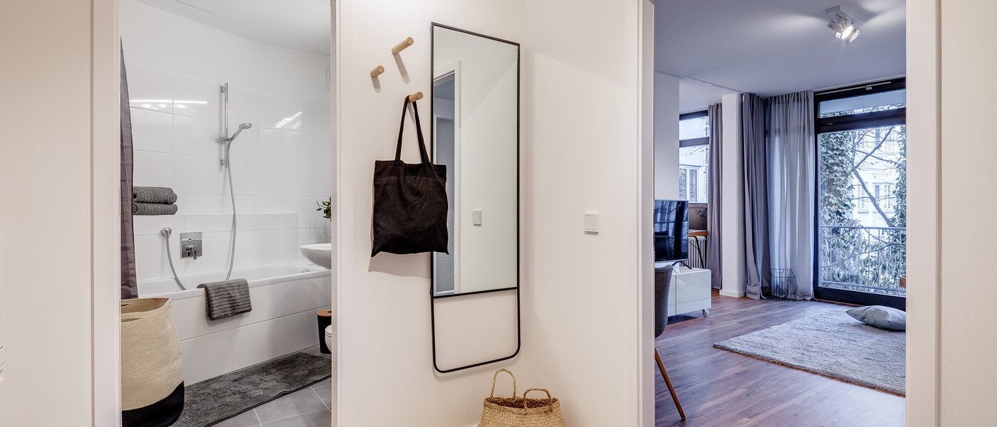 マンション München Lehel 01 玄関入り口 11326