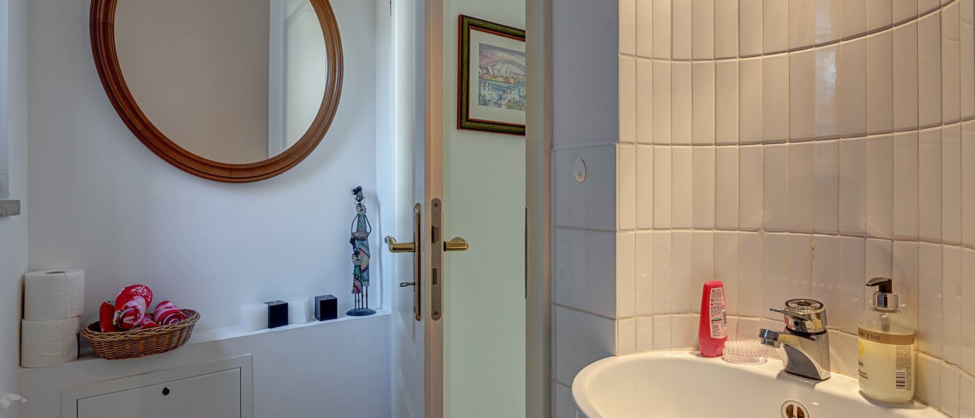 一戸建て Starnberg 01 ゲスト用 WC 11331