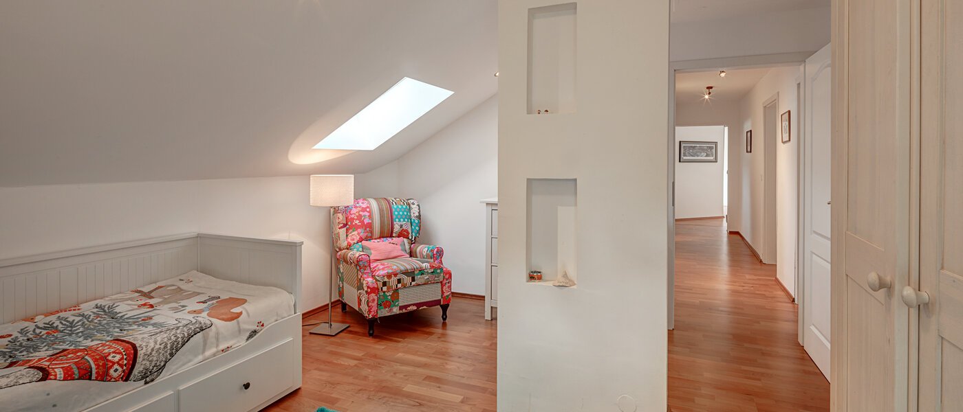 一戸建て Starnberg 01 5.　寝室 11331