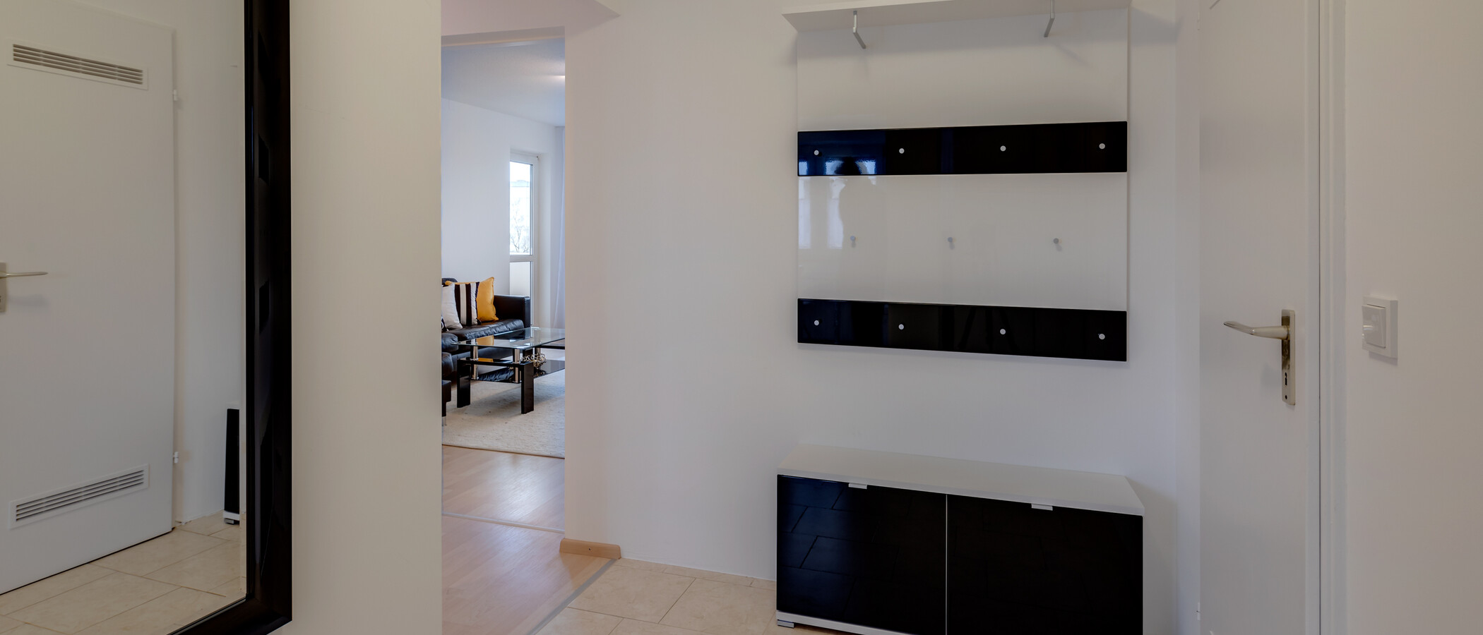 マンション München Johanneskirchen 02 玄関入り口 11347