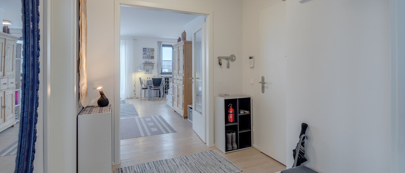 マンション München Oberföhring 02 玄関入り口 11374