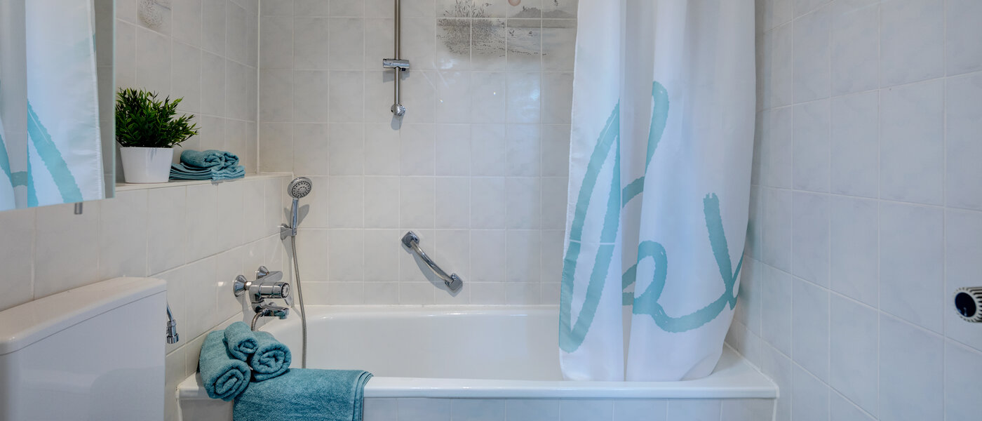 マンション Neufahrn b. Freising 02 浴室 11382