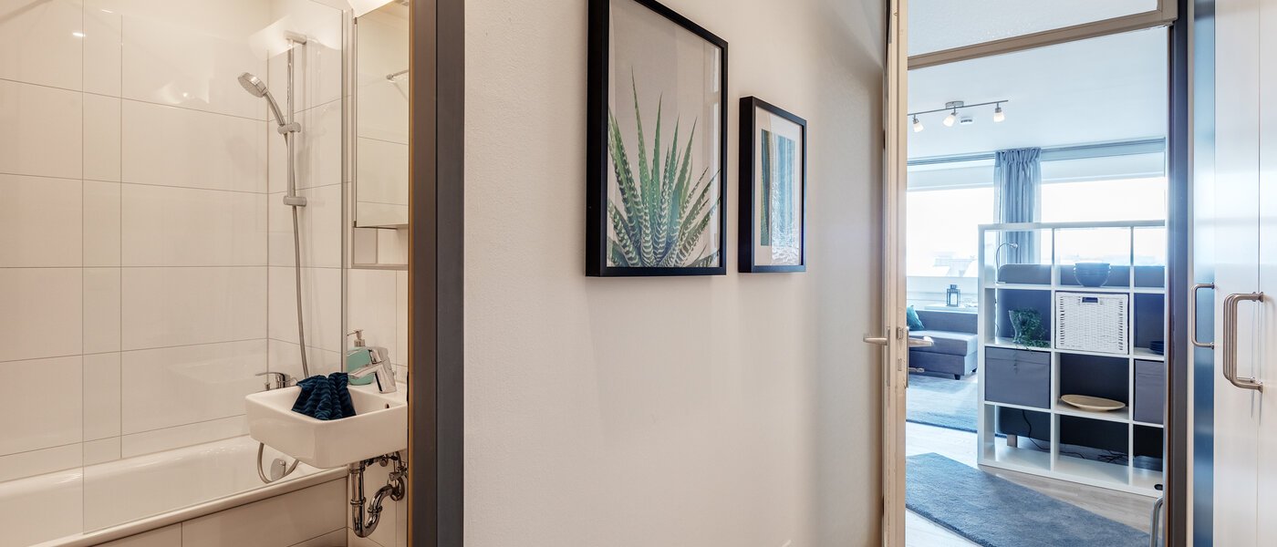 マンション München Arabellapark 01 玄関入り口 11422