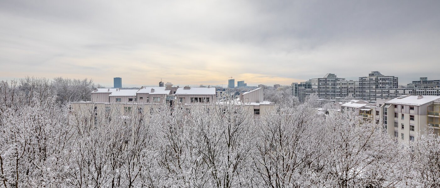 マンション München Arabellapark 01 物件からの眺め 11422