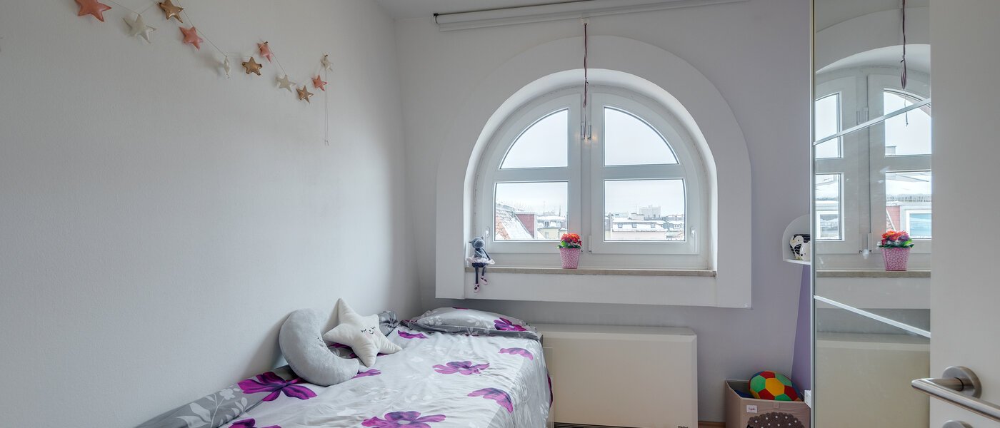 アティック・フラット（屋根裏） München Schwanthalerhöhe 02 2.　寝室 11426