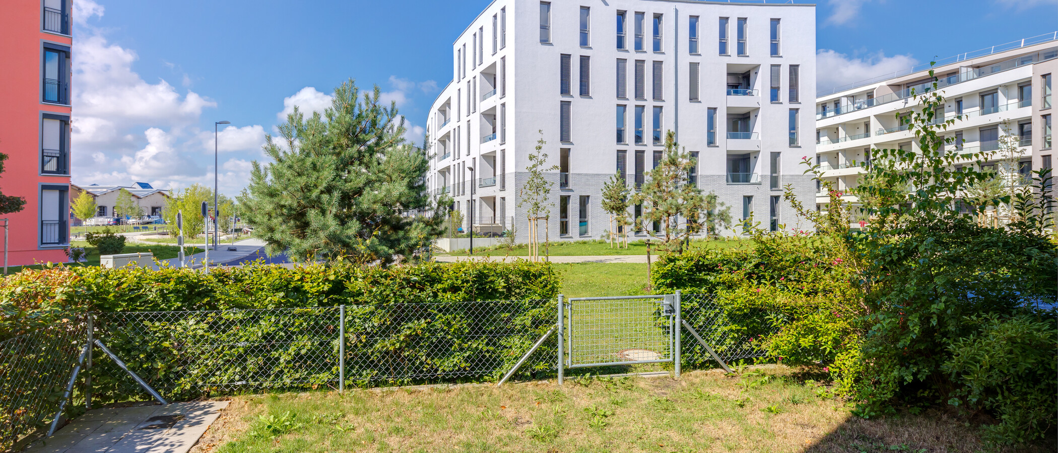 庭付き住宅 München Neuaubing 02 庭 11442