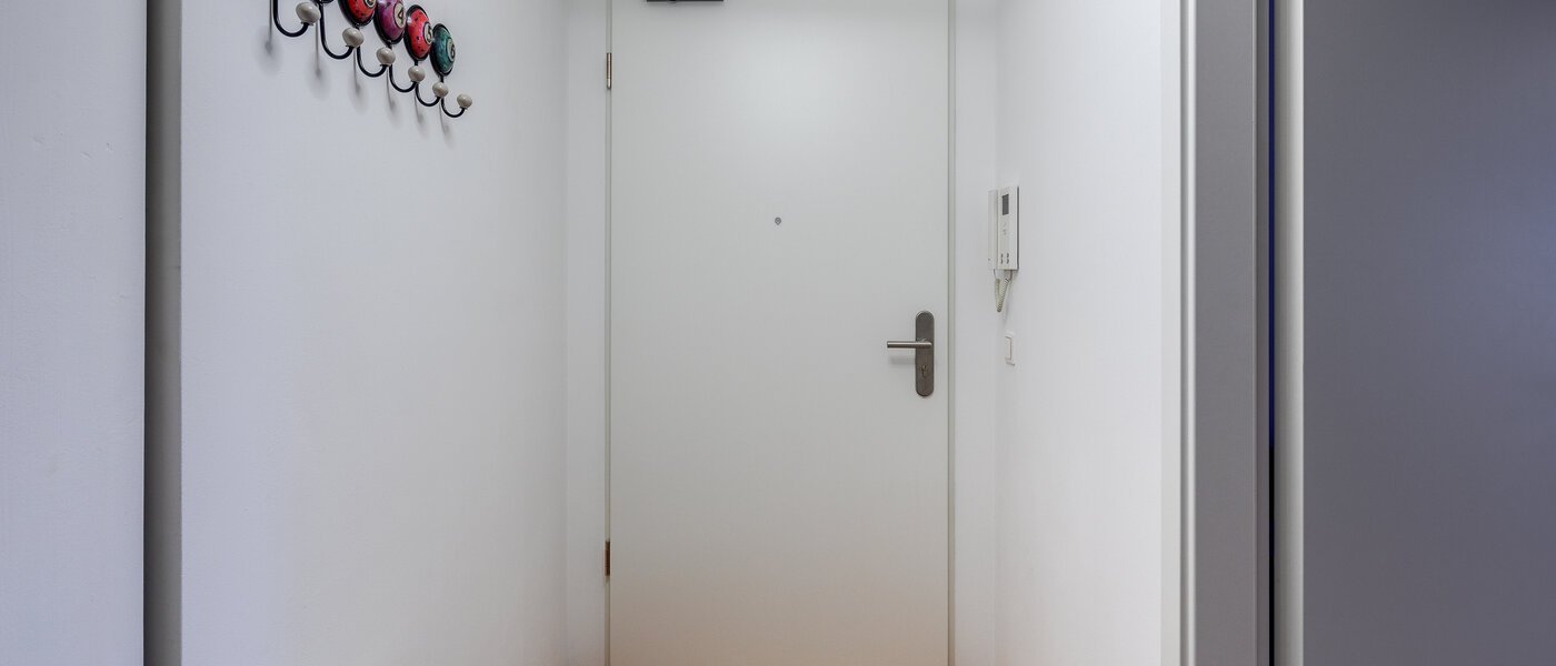 マンション München Sendling-Westpark 01 玄関入り口 11464