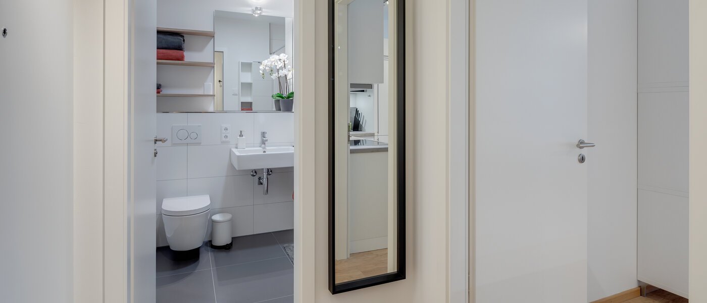 マンション München Bogenhausen 02 玄関入り口 11481