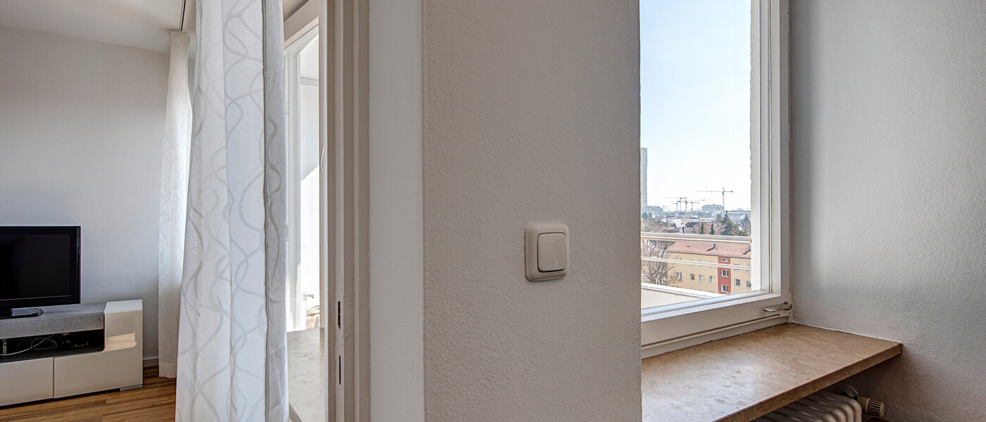 マンション München Moosach 03 玄関入り口 11491