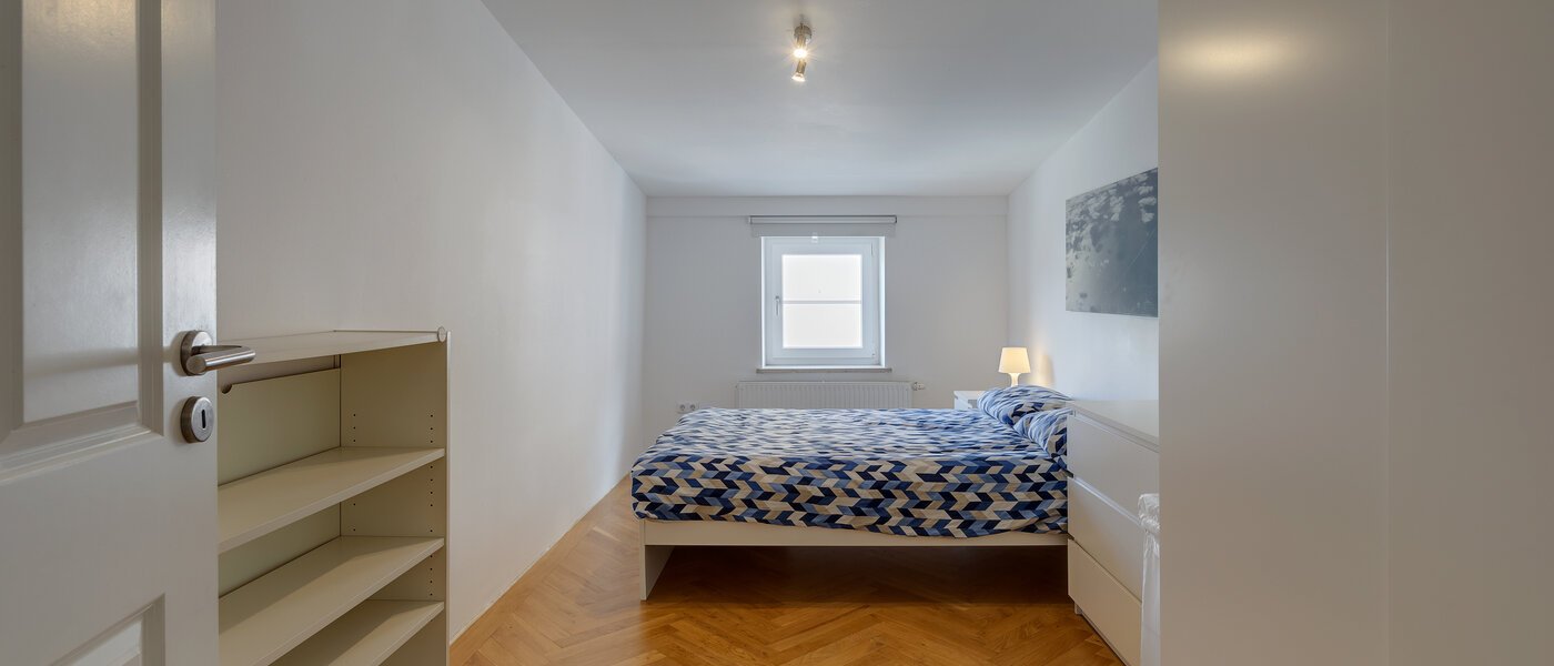 アティック・フラット（屋根裏） München Schwanthalerhöhe 02 寝室 11507