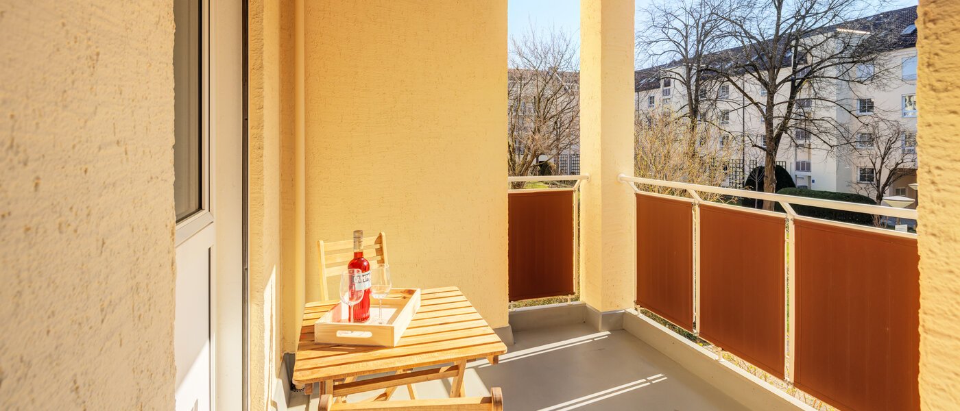 マンション München Schwabing-Nord (zw. Leopoldstraße & Englischen Garten) 01 ベランダ 11551