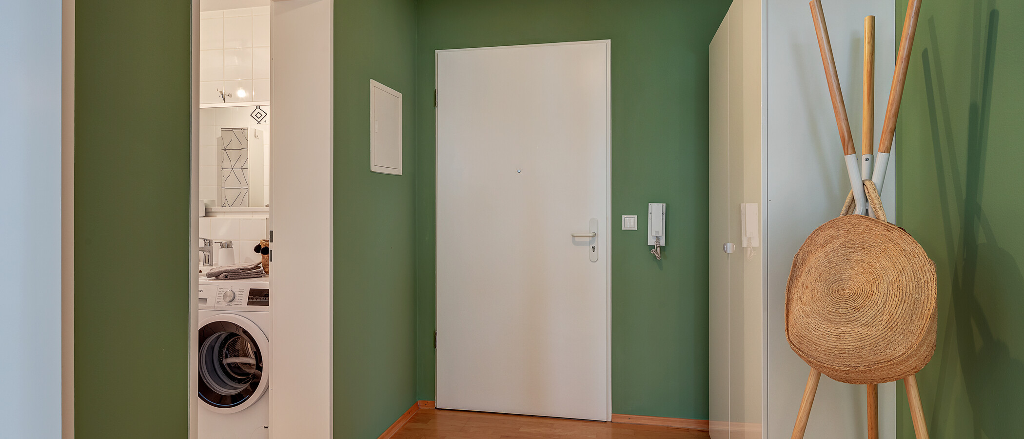 マンション München Schwabing-West (rund um den Hohenzollernplatz) 01 玄関入り口 11583
