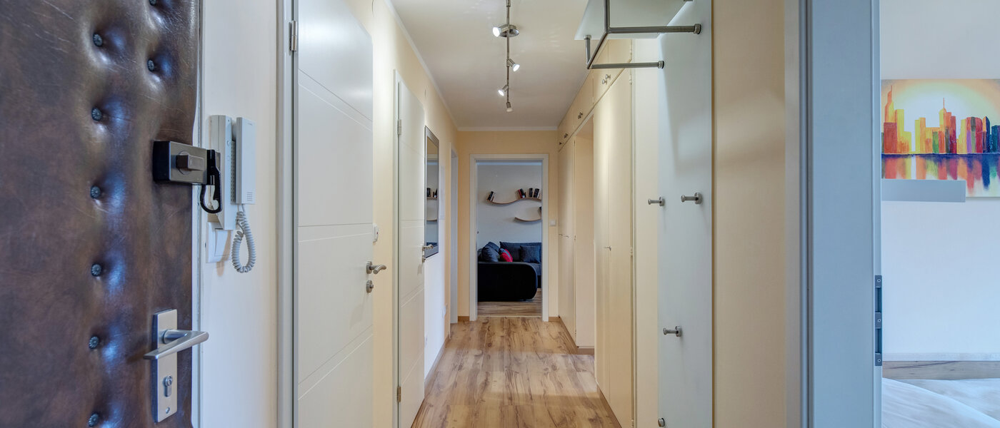 マンション München Aubing 04 玄関入り口 11641