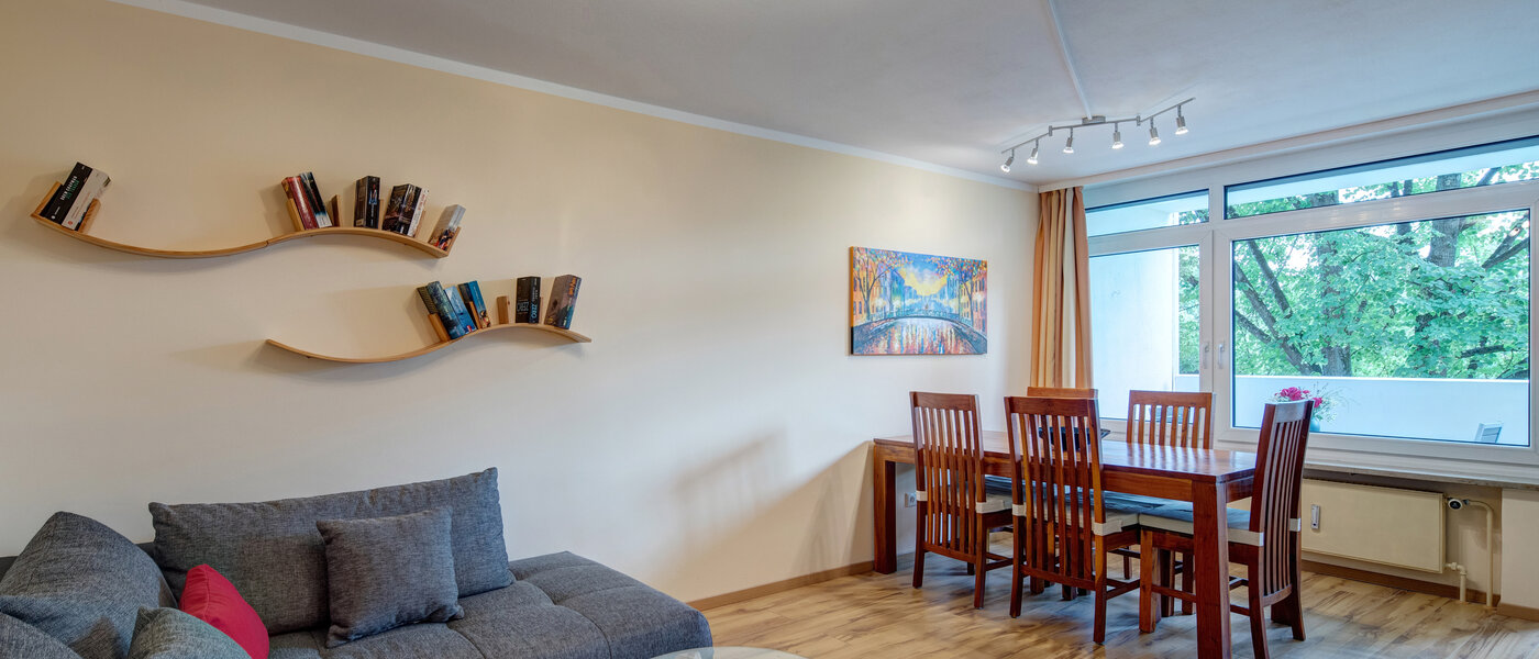 マンション München Aubing 01 リビングルーム 11641