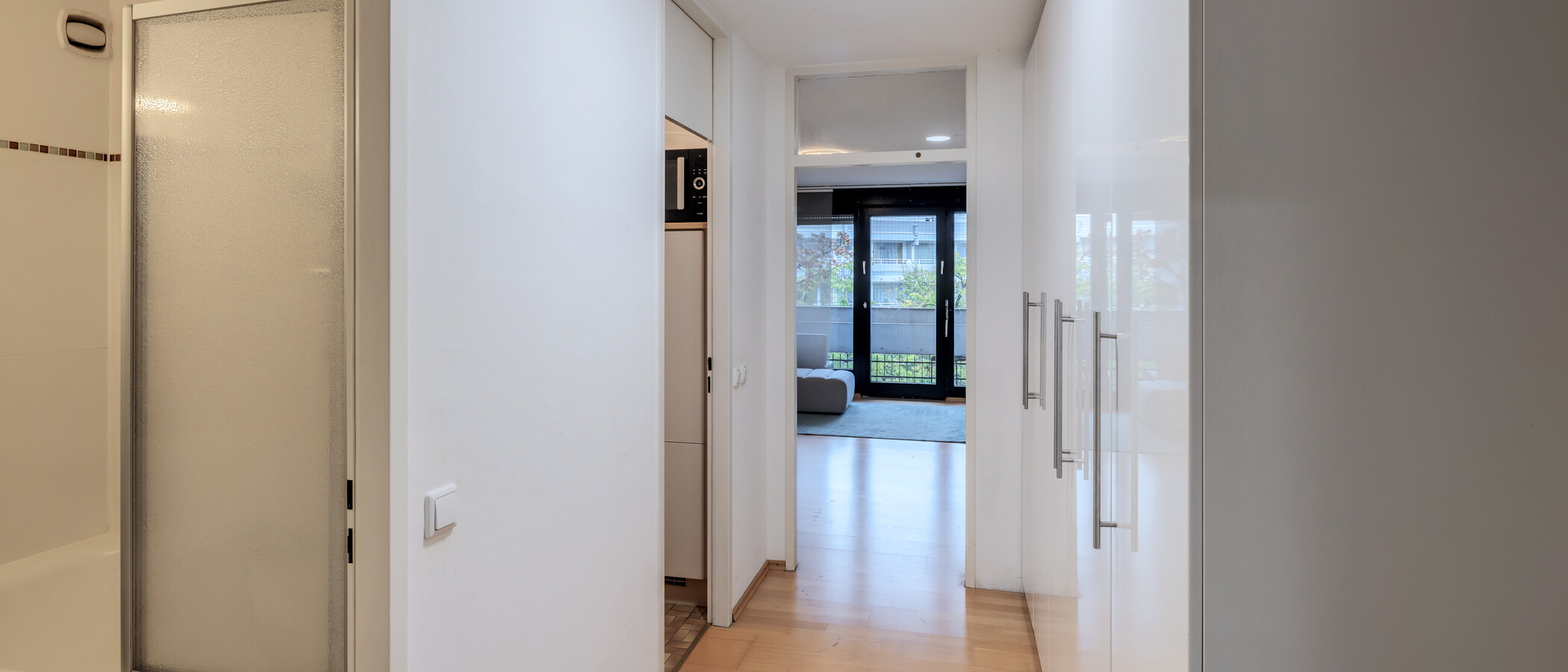 マンション München Milbertshofen 01 玄関入り口 11650