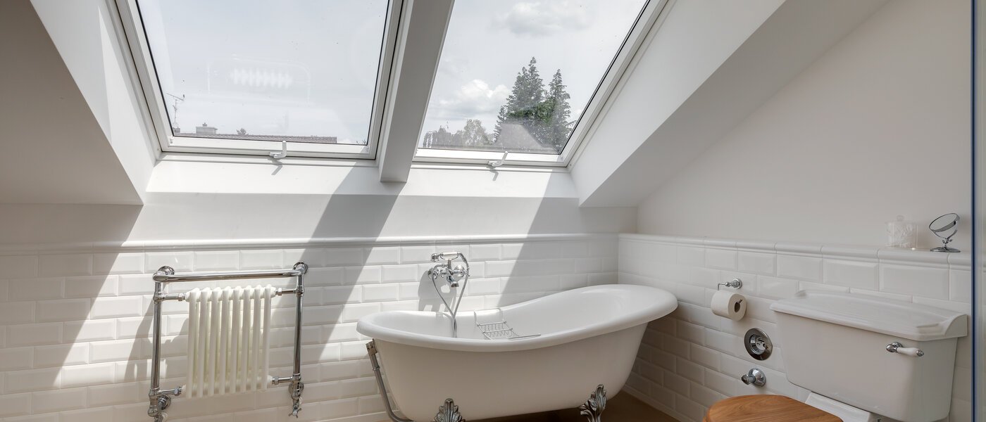 アティック・フラット（屋根裏） Feldafing Tutzing 01 浴室 11697