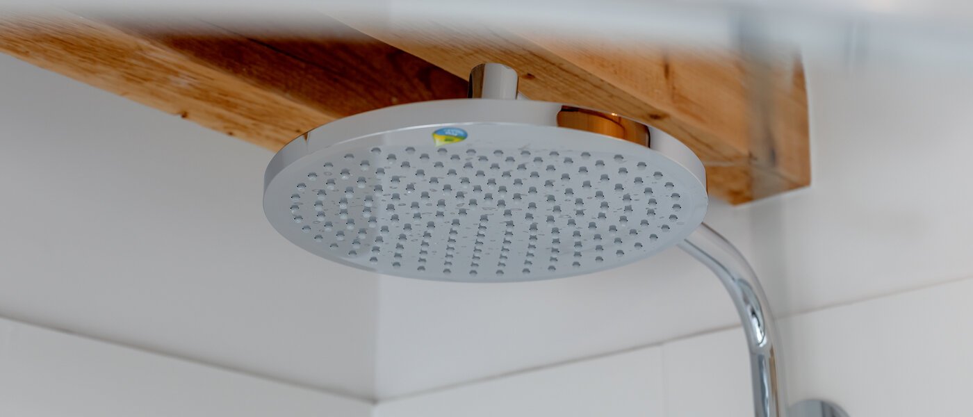 アティック・フラット（屋根裏） Feldafing Tutzing 03 浴室 11697