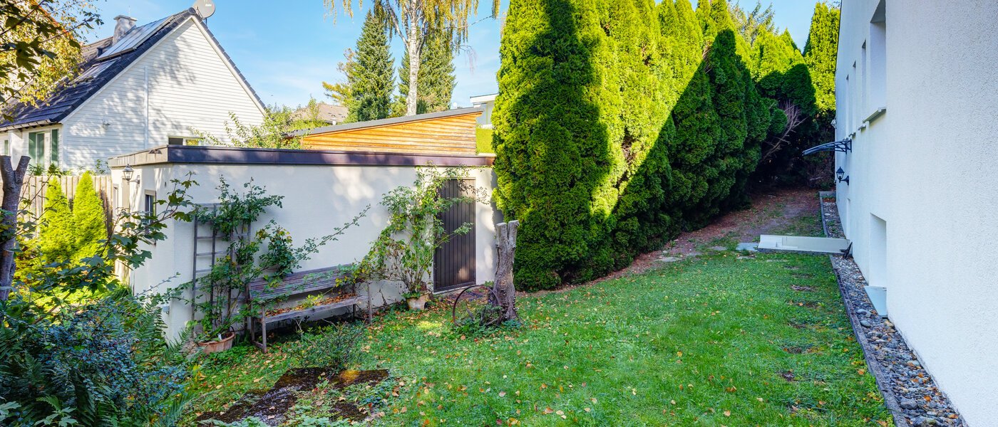 庭付き住宅 Feldafing 03 庭 11698