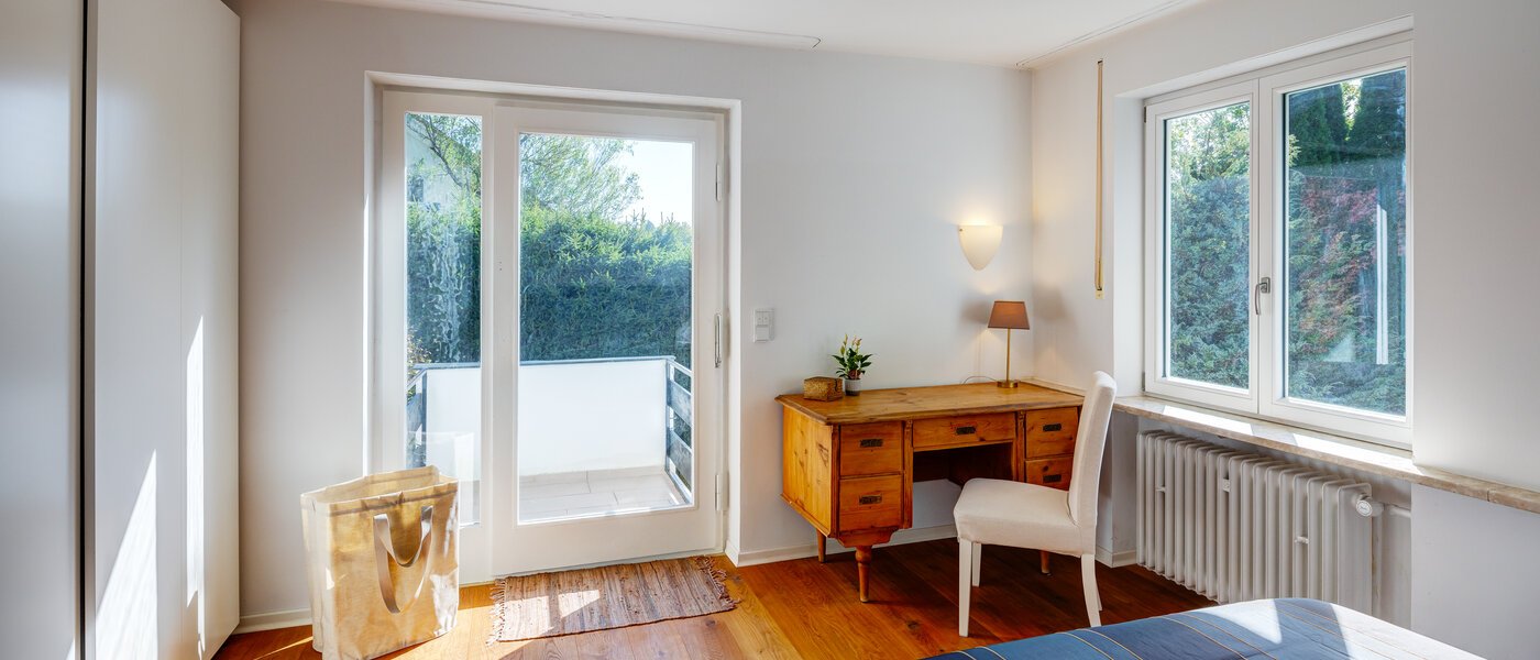 庭付き住宅 Feldafing 03 1. 寝室 11698