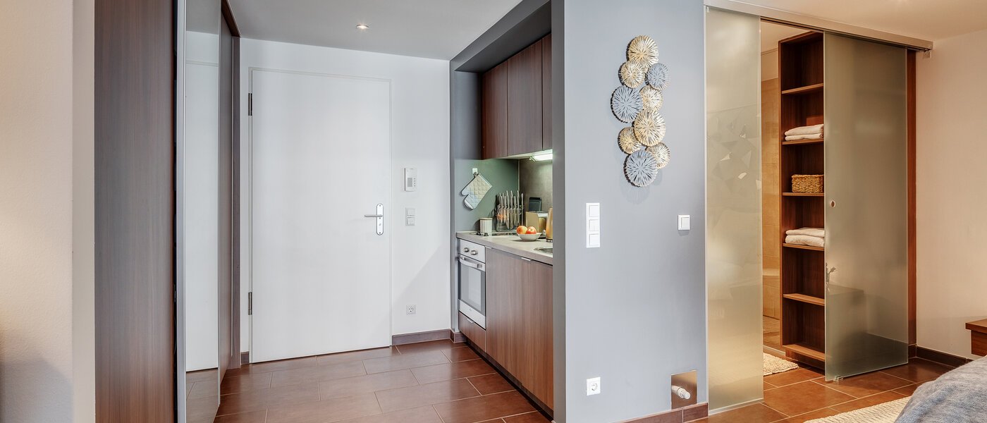 マンション München Ludwigsvorstadt 02 玄関入り口 11715