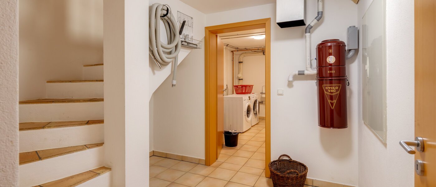 一戸建て München Fasanerie 07 玄関入り口 11740