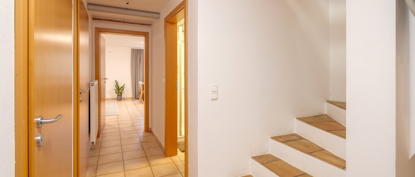 一戸建て München Fasanerie 08 玄関入り口 11740