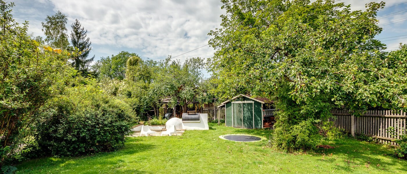 一戸建て München Fasanerie 01 庭 11740