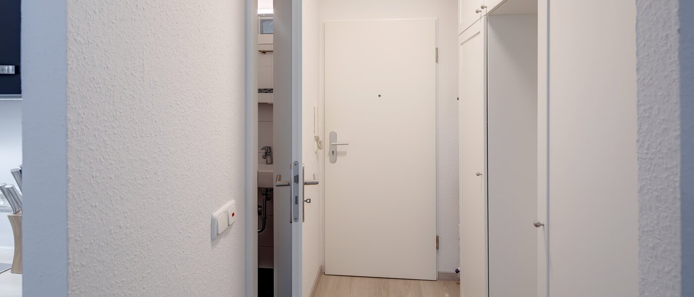 アパルトマン München Solln 02 玄関入り口 11783