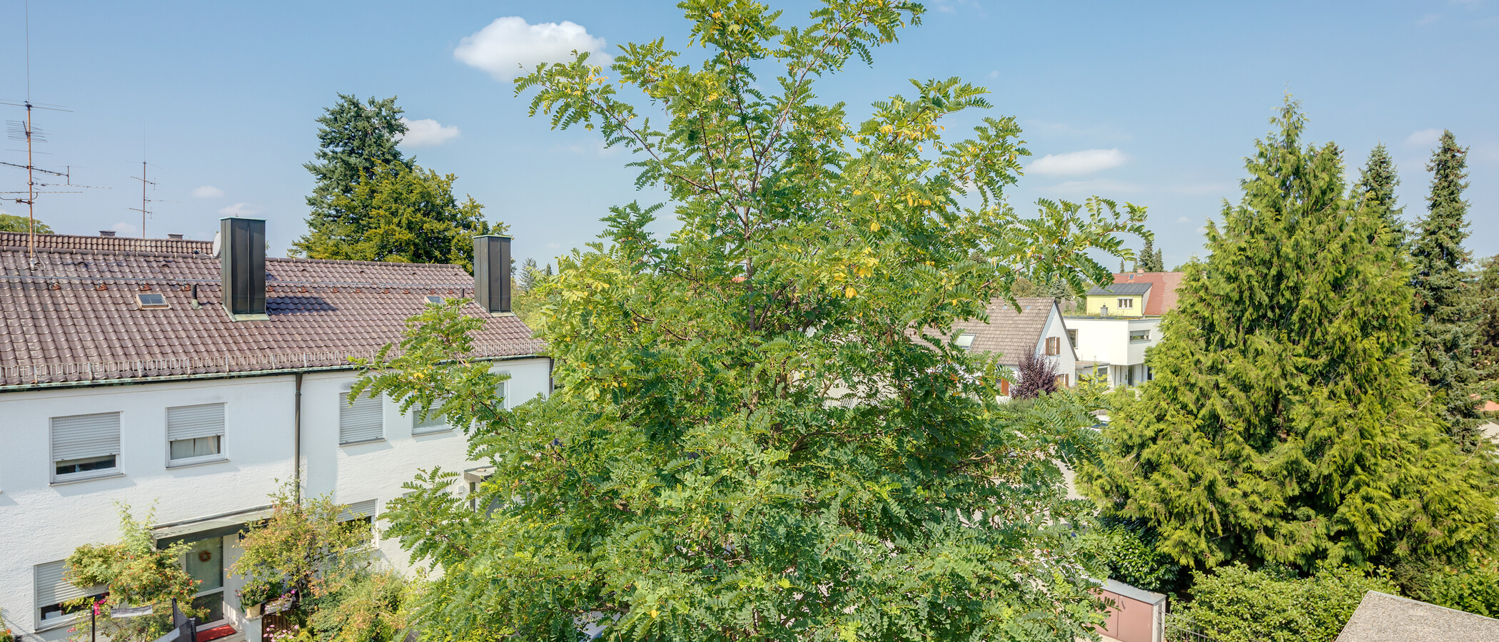 アティック・フラット（屋根裏） München Großhadern 01 物件からの眺め 11784