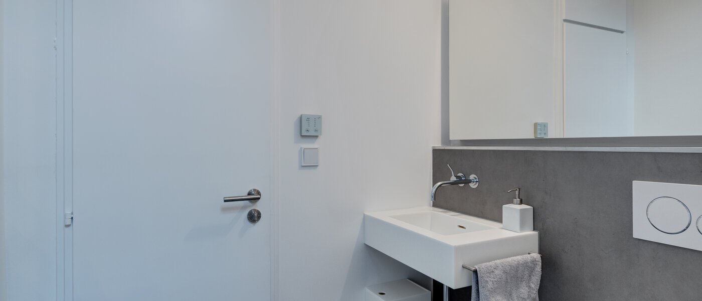 ペントハウス München Westpark 02 WC 11808