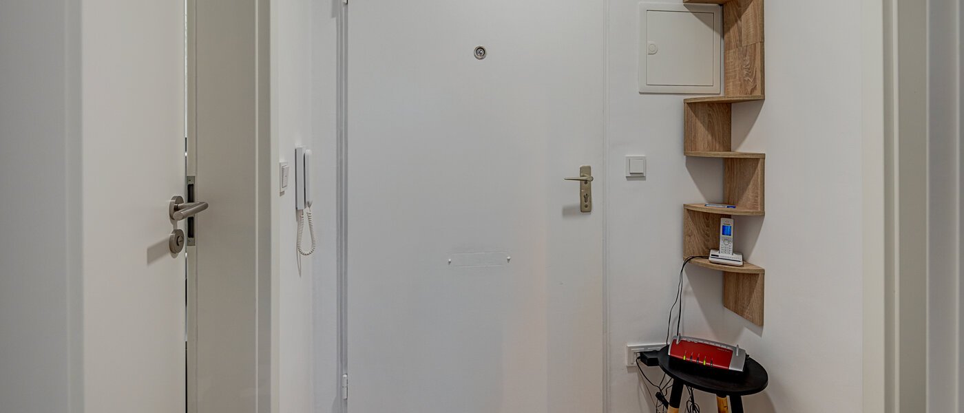 マンション München Untergiesing 03 玄関入り口 11816