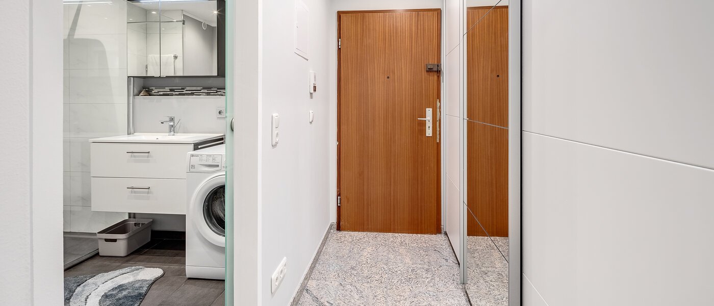 マンション München Hadern 02 玄関入り口 11894