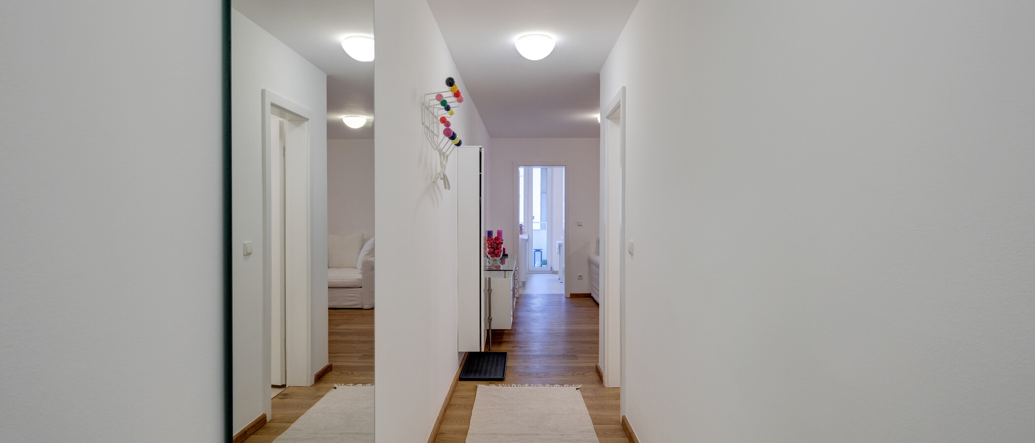 マンション München Schwabing (links der Leopoldstraße) 04 玄関入り口 11895