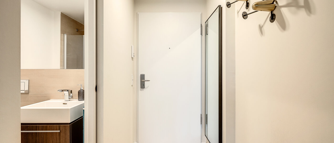 アパルトマン München Schwabing-West (rund um den Hohenzollernplatz) 03 玄関入り口 11899