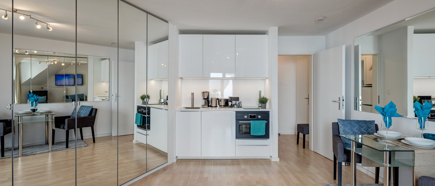 アティック・フラット（屋根裏） München Obergiesing 03 リビングエリア 11915