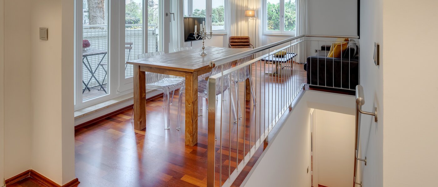 メゾネット・マンション（複数階にわたるマンション） München Schwabing-West (rund um den Hohenzollernplatz) 05 リビングエリア 11944