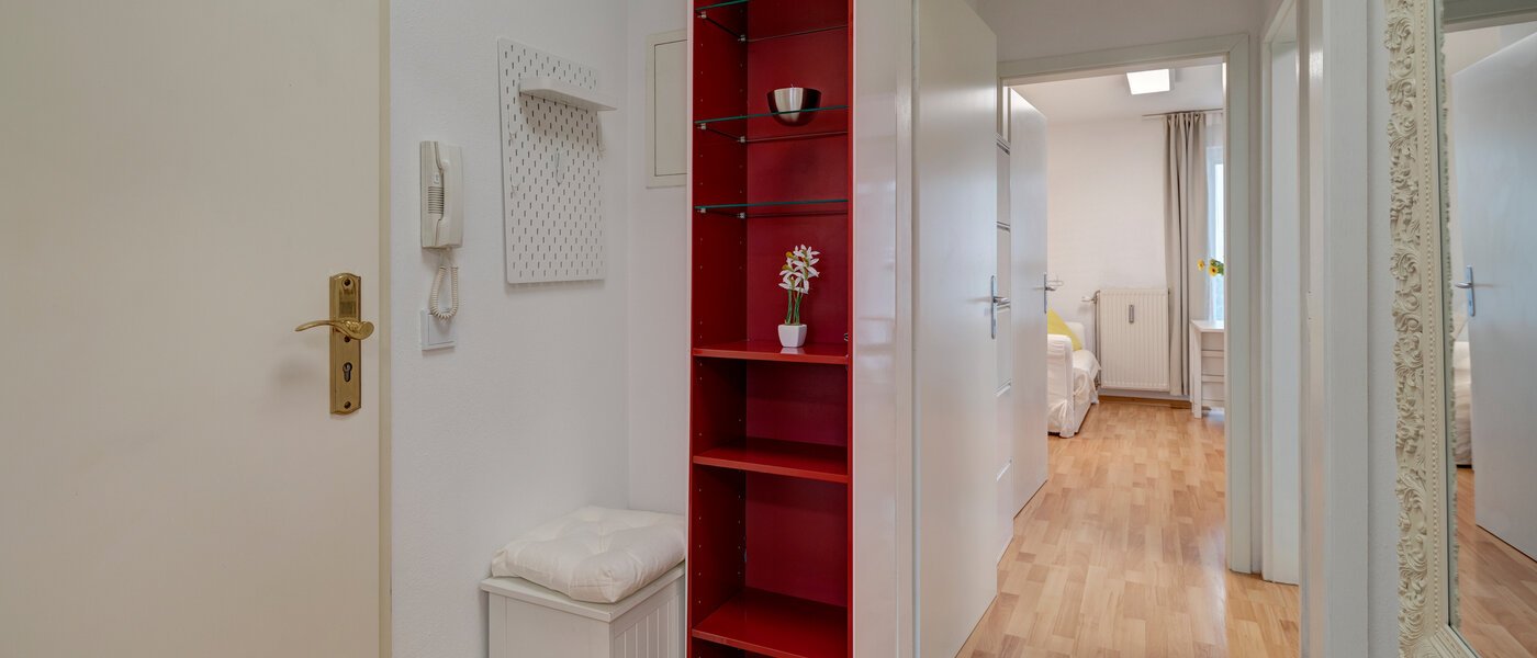 マンション München Feldmoching 01 玄関入り口 11949