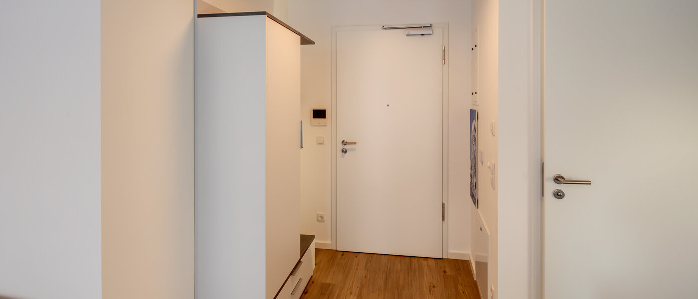 アパルトマン München Milbertshofen 01 玄関入り口 11972