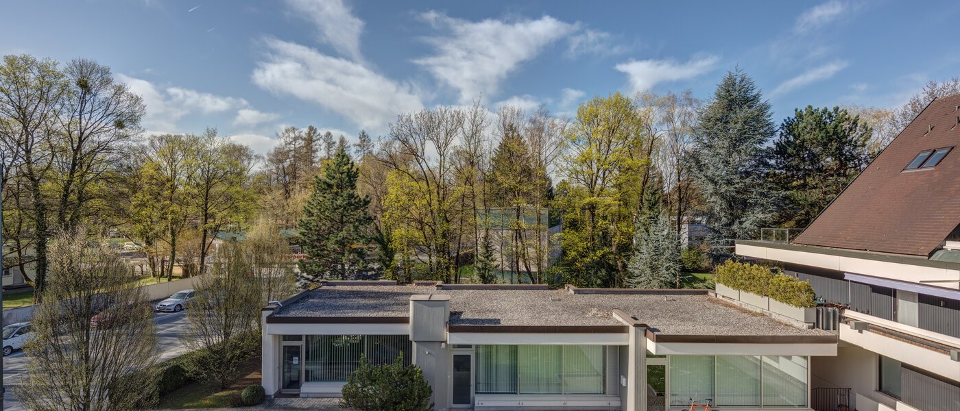 アティック・フラット（屋根裏） München Oberföhring 01 物件からの眺め 1205