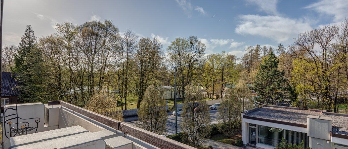 アティック・フラット（屋根裏） München Oberföhring 02 物件からの眺め 1205