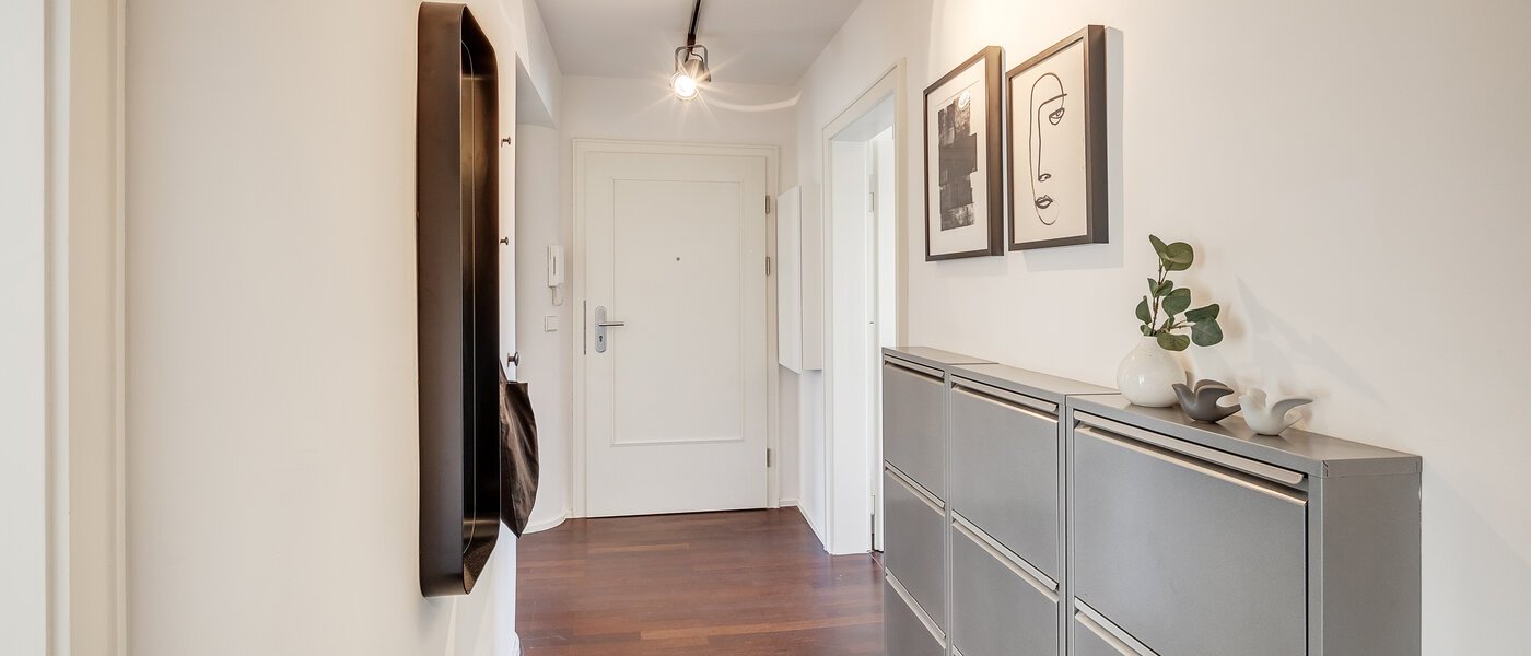 マンション München Schwabing 03 玄関入り口 12071