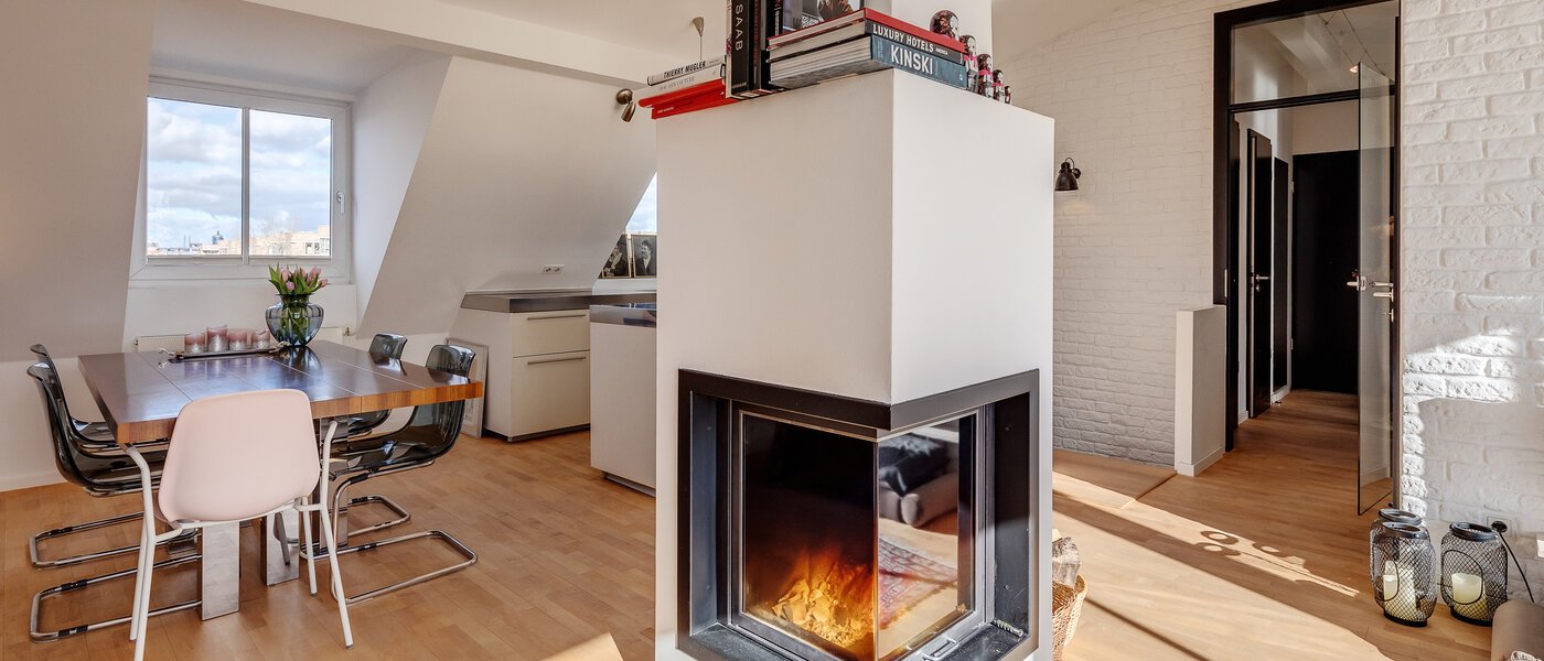 メゾネット・マンション（複数階にわたるマンション） München Ludwigsvorstadt 04 リビングエリア 12126