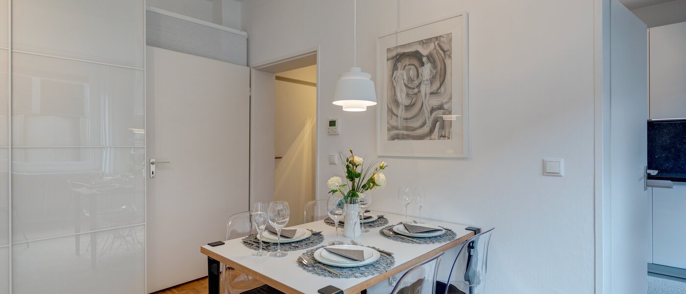 マンション München Altstadt 03 リビングエリア 12129