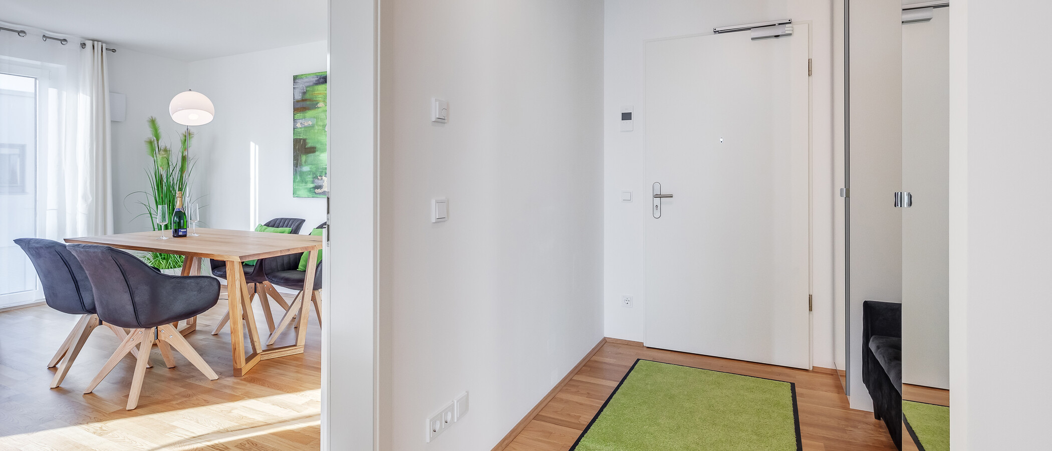 マンション München Aubing 02 玄関入り口 12136