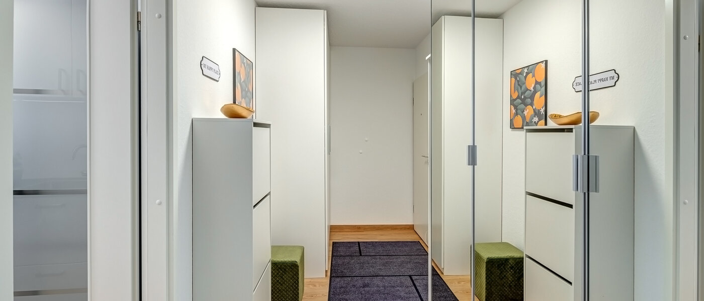 マンション München Neuhausen 01 玄関入り口 12163