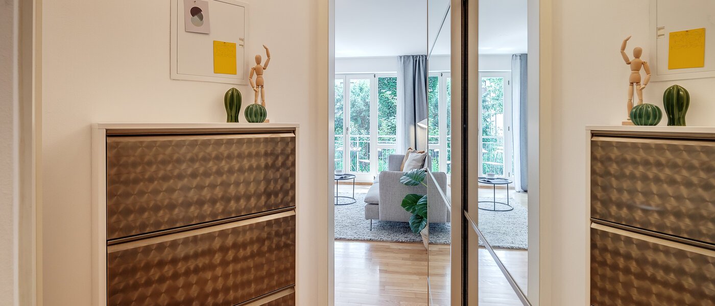 マンション München Schwabing 01 玄関入り口 12216