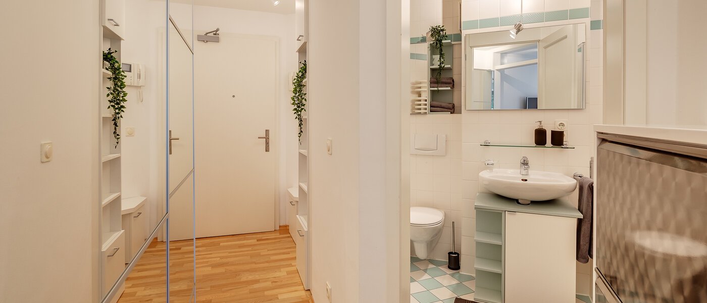 マンション München Schwabing 03 玄関入り口 12216