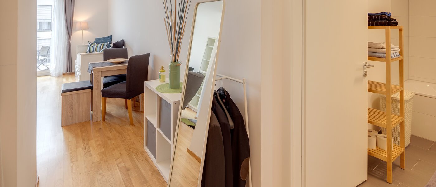 マンション München Moosach 01 玄関入り口 12221