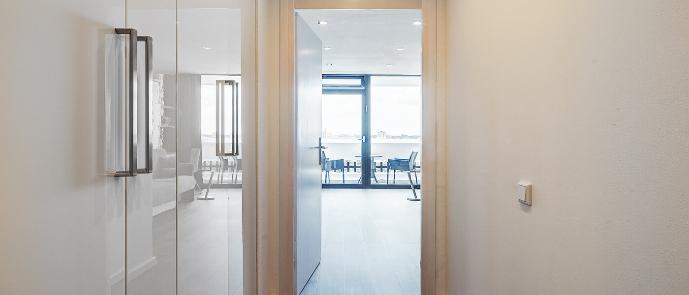 マンション München Schwabing-West 01 玄関入り口 12225