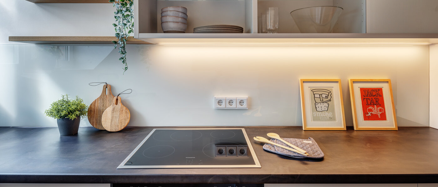 アティック・フラット（屋根裏） München Lehel 04 キッチン 12257